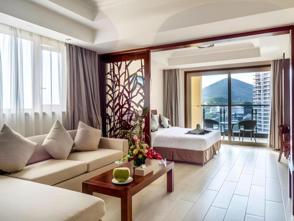 Sanya Shanghai Huating Boutique Resort Hotel Exterior photo